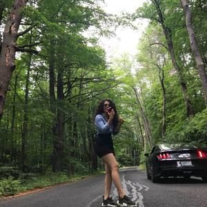 Meet your Posher, Safaâ